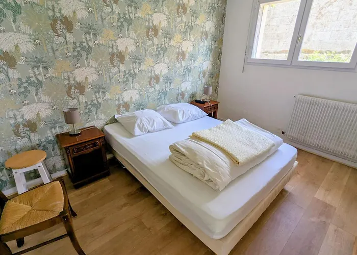 House 5 With Garden In *